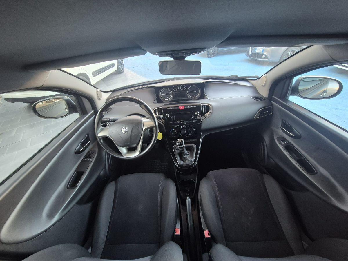 LANCIA - Ypsilon - 1.2 69 CV 5 porte GPL Ecochic Platinum