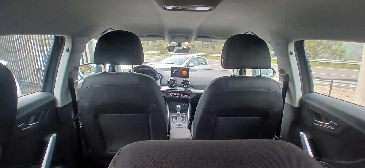 Audi Q2 35 2.0 TDI 150cv Stronic Identity Black - 2020