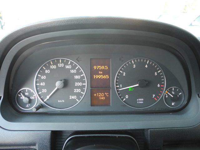 MERCEDES-BENZ A 150 95cv Avantgarde - OK NEOPATENTATI - "DA VETRINA"