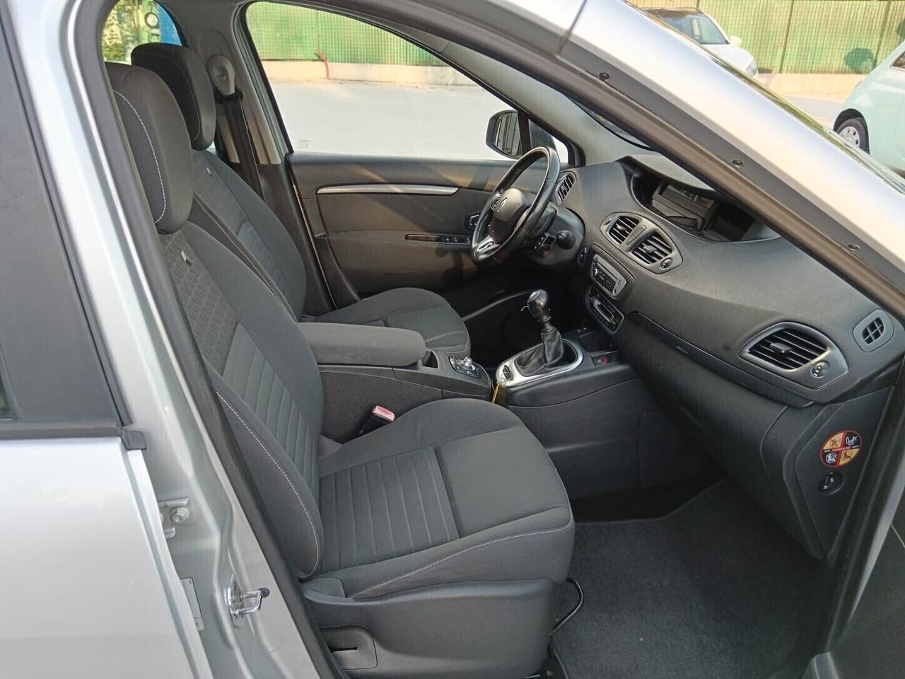 Scénic XMod 1.5 dCi Limited "UNIPRO"