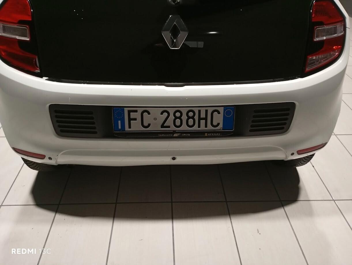 Renault Twingo del 2016 1000 BENZINA NEOPATENTATI