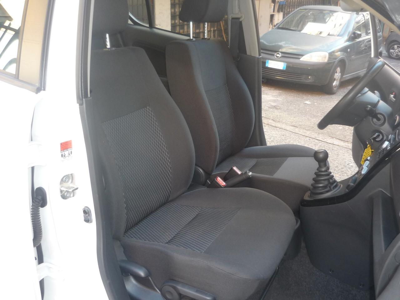 Suzuki Splash 1.0 VVT GL Style