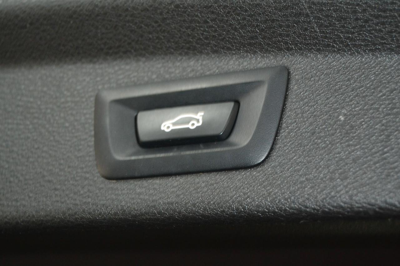 Bmw X2 sDrive16D Advantage TETTO/Navi/C.Auto