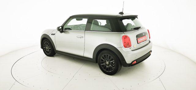 MINI Cooper SE Essential