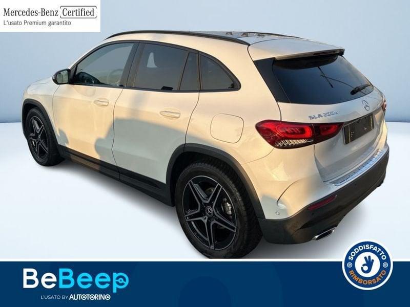 Mercedes-Benz GLA 200 D PREMIUM 4MATIC AUTO