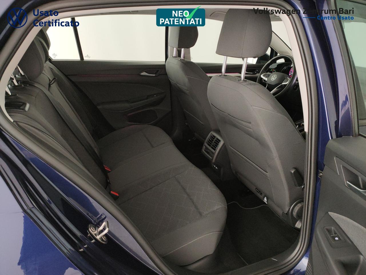 Volkswagen Golf 1.0 etsi evo life 110cv dsg