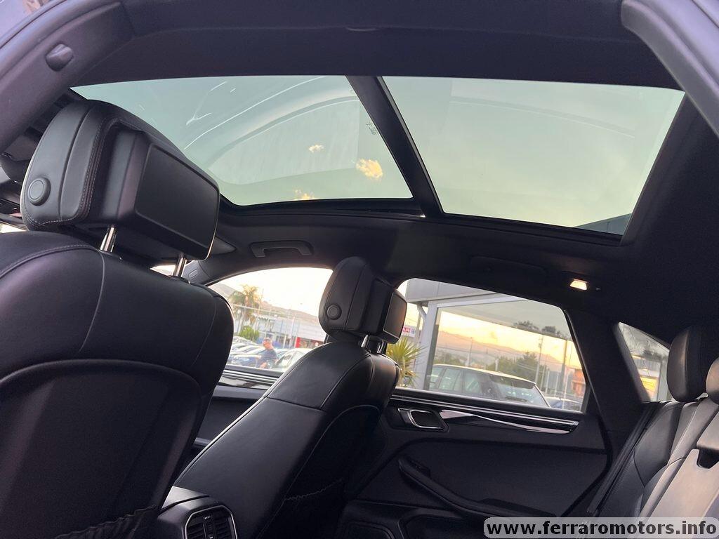 Porsche Macan 3.0 S tetto iva esposta