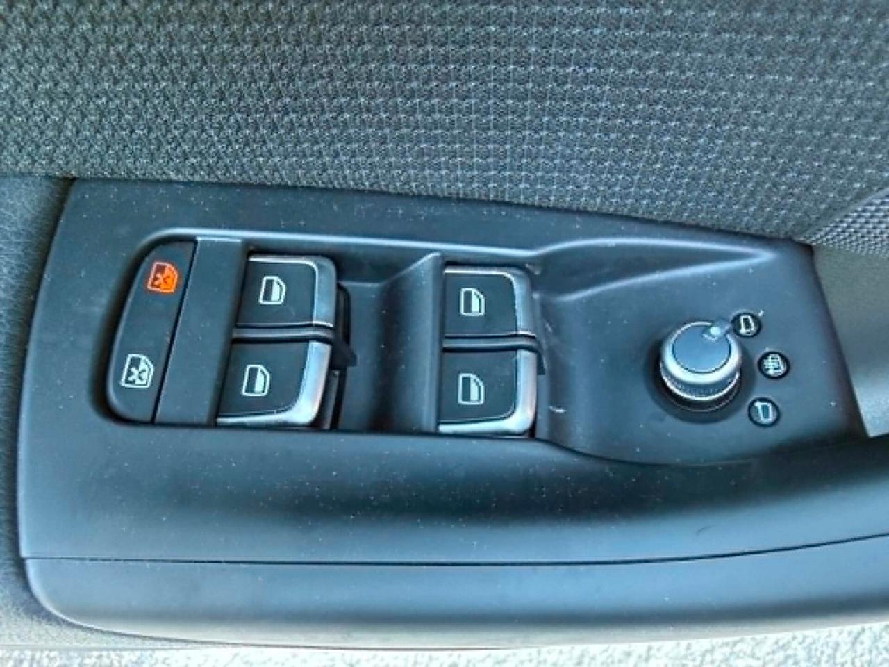 Audi Q3 2.0 TDI 150 CV S-LINE