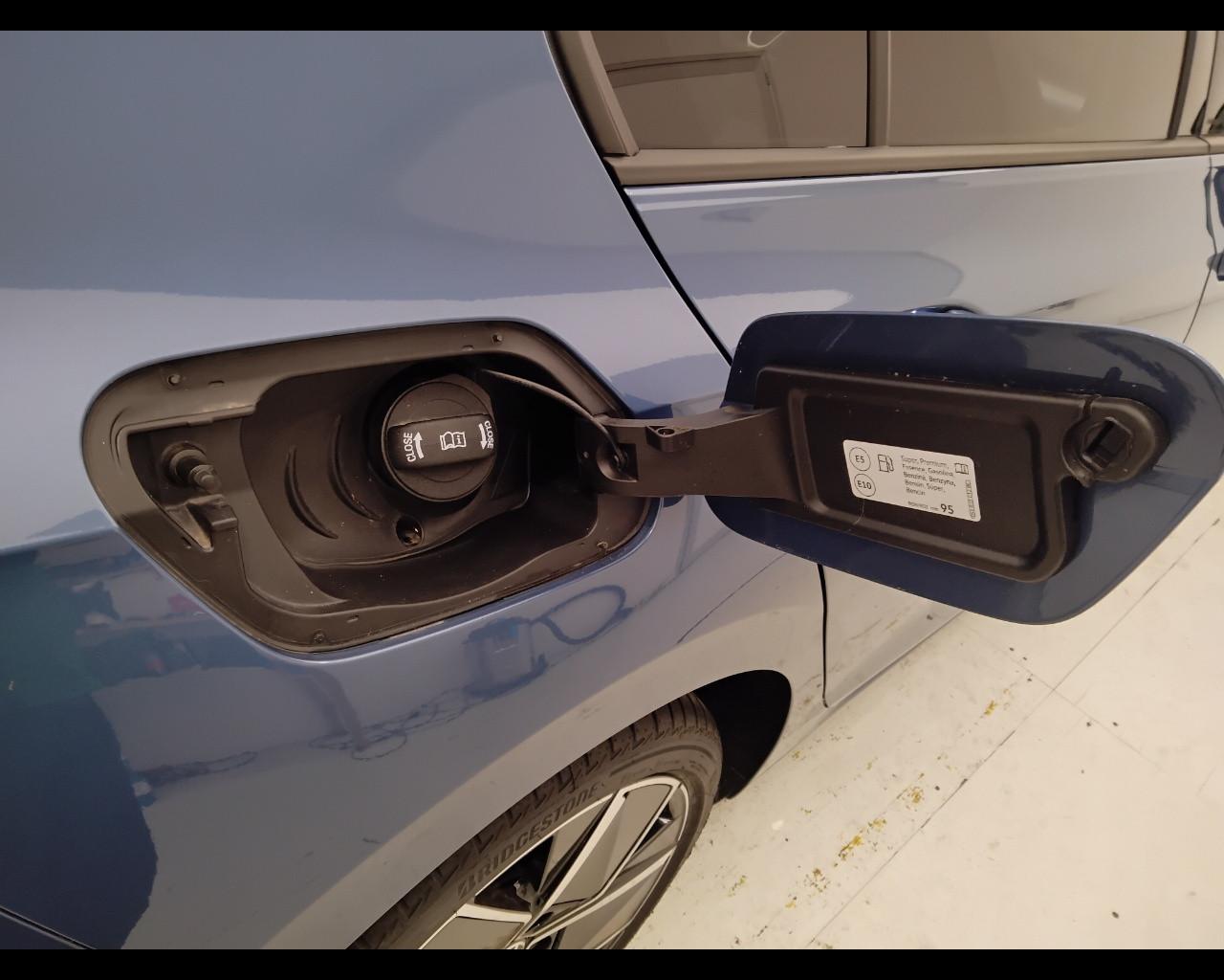 VOLKSWAGEN Golf VIII 2024 - Golf 1.5 tsi ehybrid Life 204cv dsg