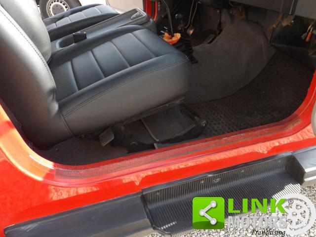 JEEP Wrangler 2.5 Laredo in ordine di carrozzeria e meccanica