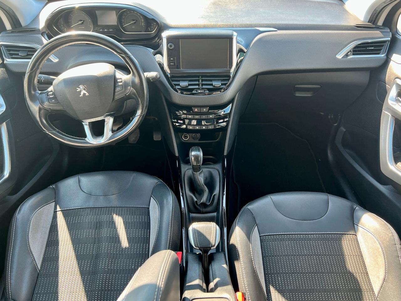 Peugeot 2008 1.2 PureTech 82 cv - 2017