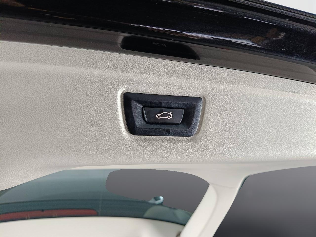 BMW Serie 3 G21 2019 Touring - 320d Touring mhev 48V xdrive Luxury auto