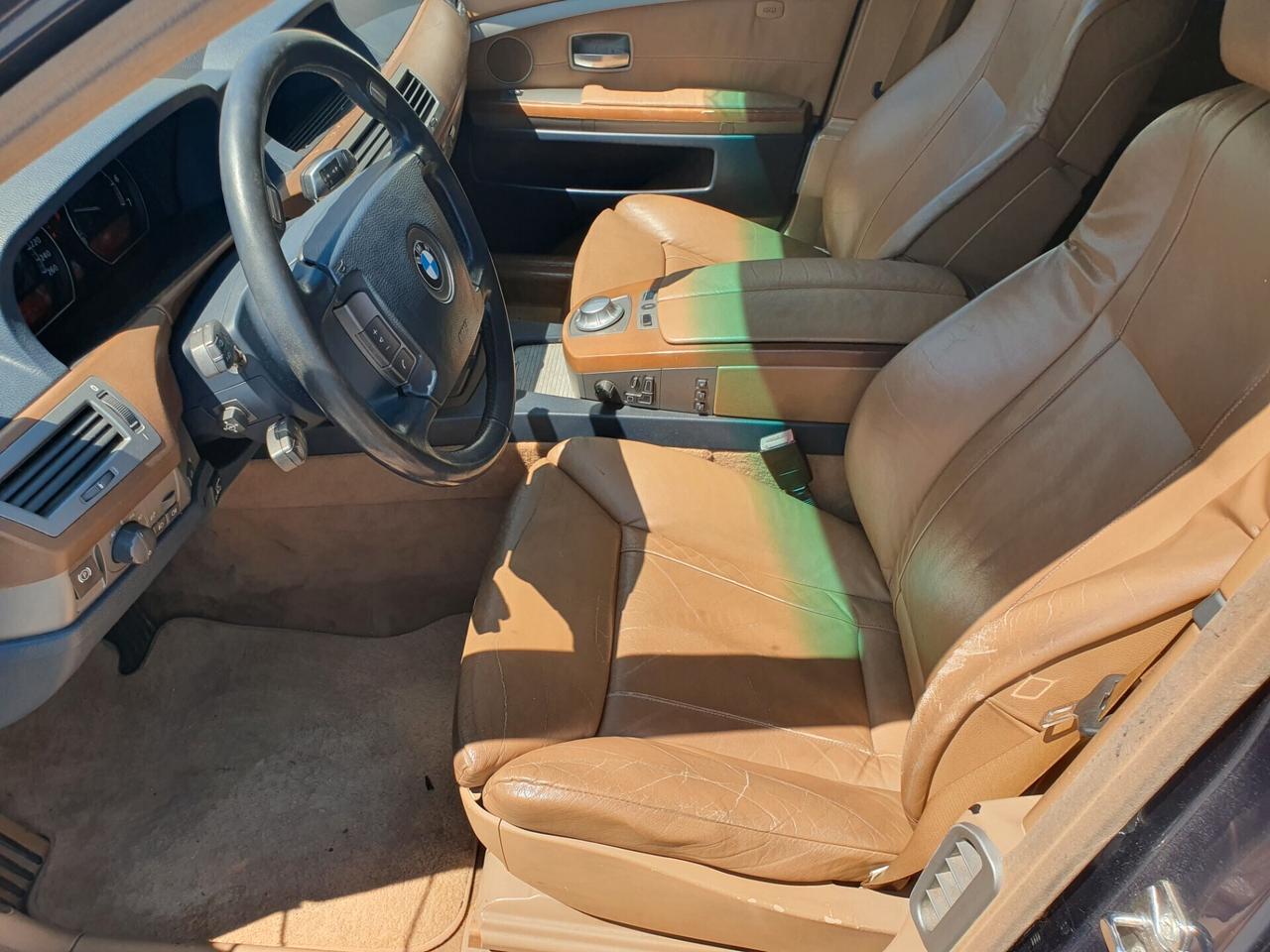 Bmw 735i 3.6v8 272cv benzina GPL ASI 2002