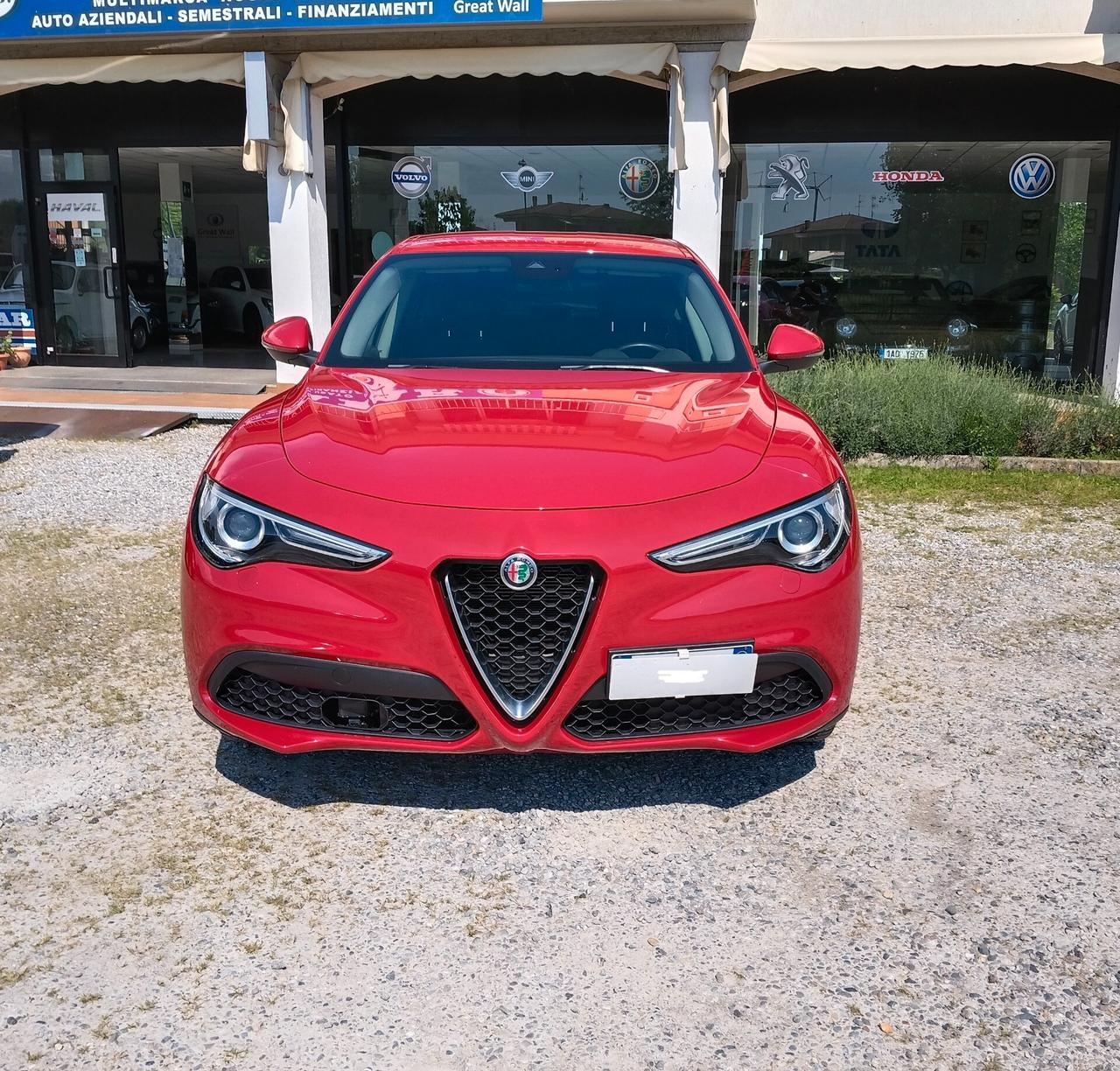 Alfa Romeo Stelvio 2.2 Turbodiesel 160 CV AT8 RWD