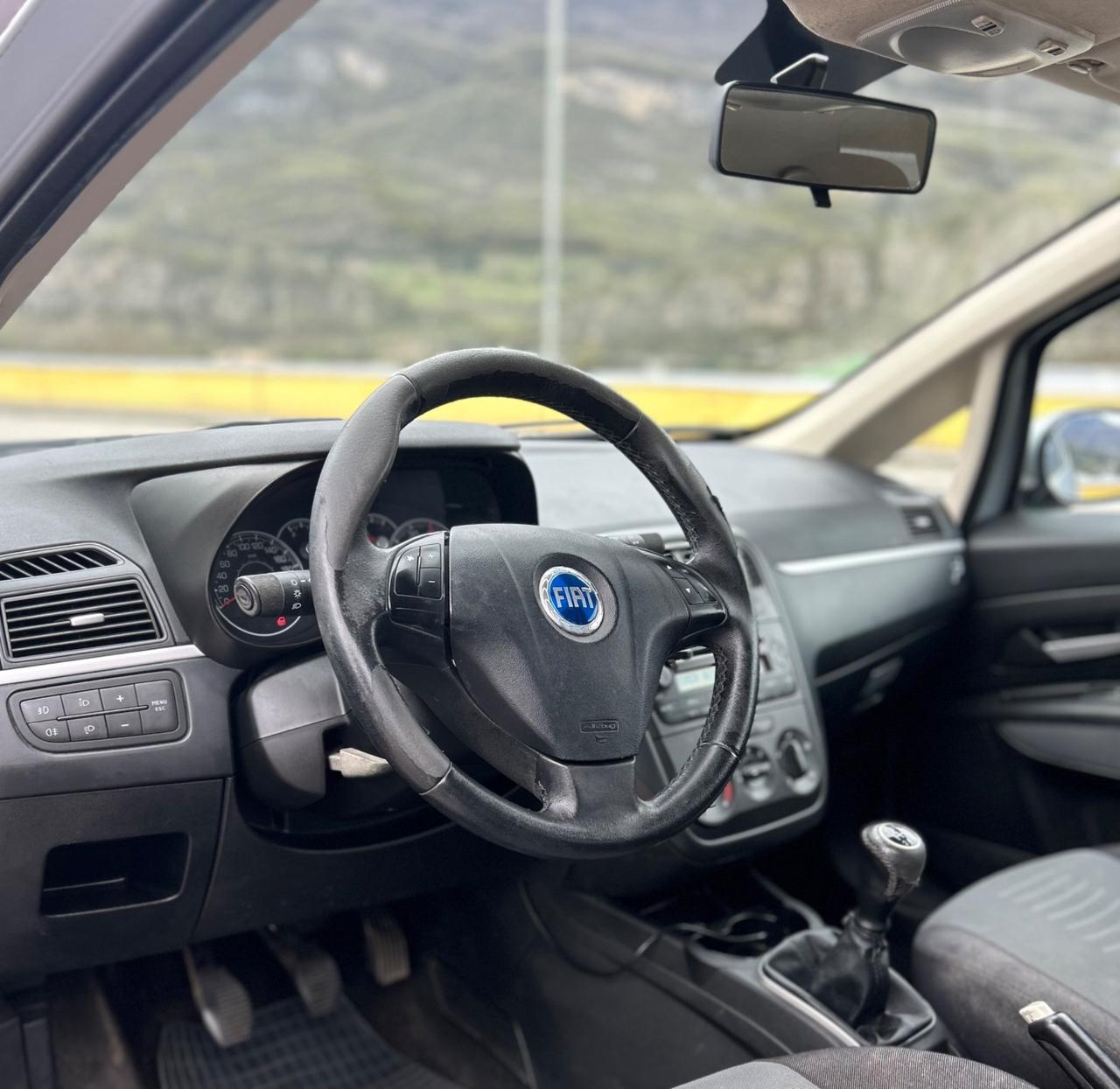 Fiat Grande Punto 1.3 MJT 75 CV Neopatentati