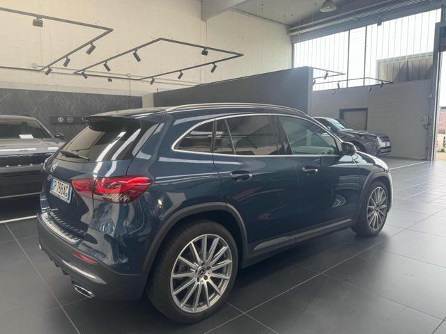 MERCEDES-BENZ GLA 200 d Automatic Premium
