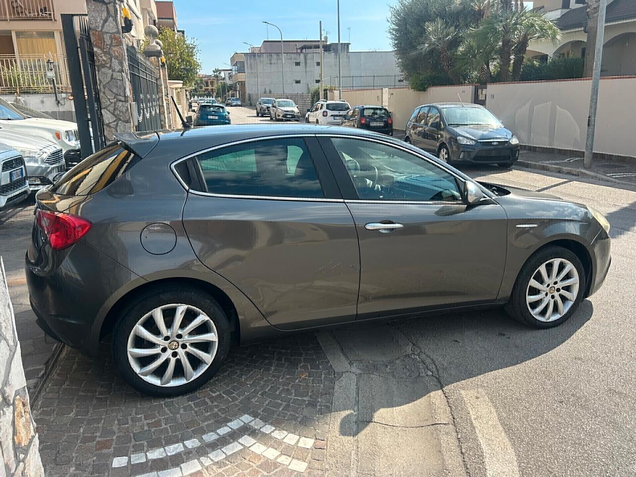 Alfa Romeo Giulietta 2.0 JTDm-2 140 CV Exclusive