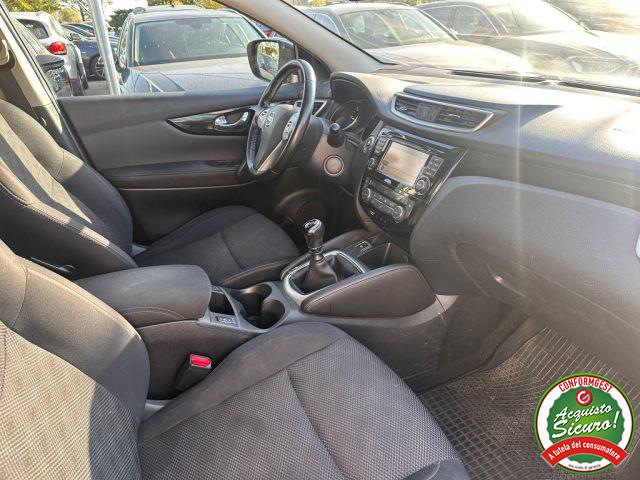 NISSAN Qashqai 1.5 dCi N-Connecta
