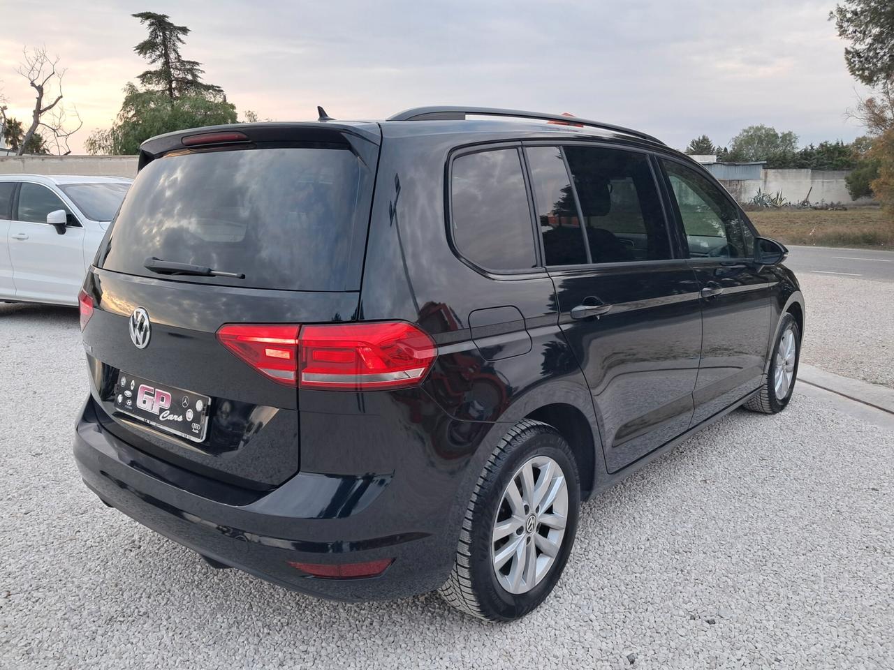 VW Touran 1.6 TDI 115 cv 7 POSTI DSG *NAVY-RADAR-CERCHI*