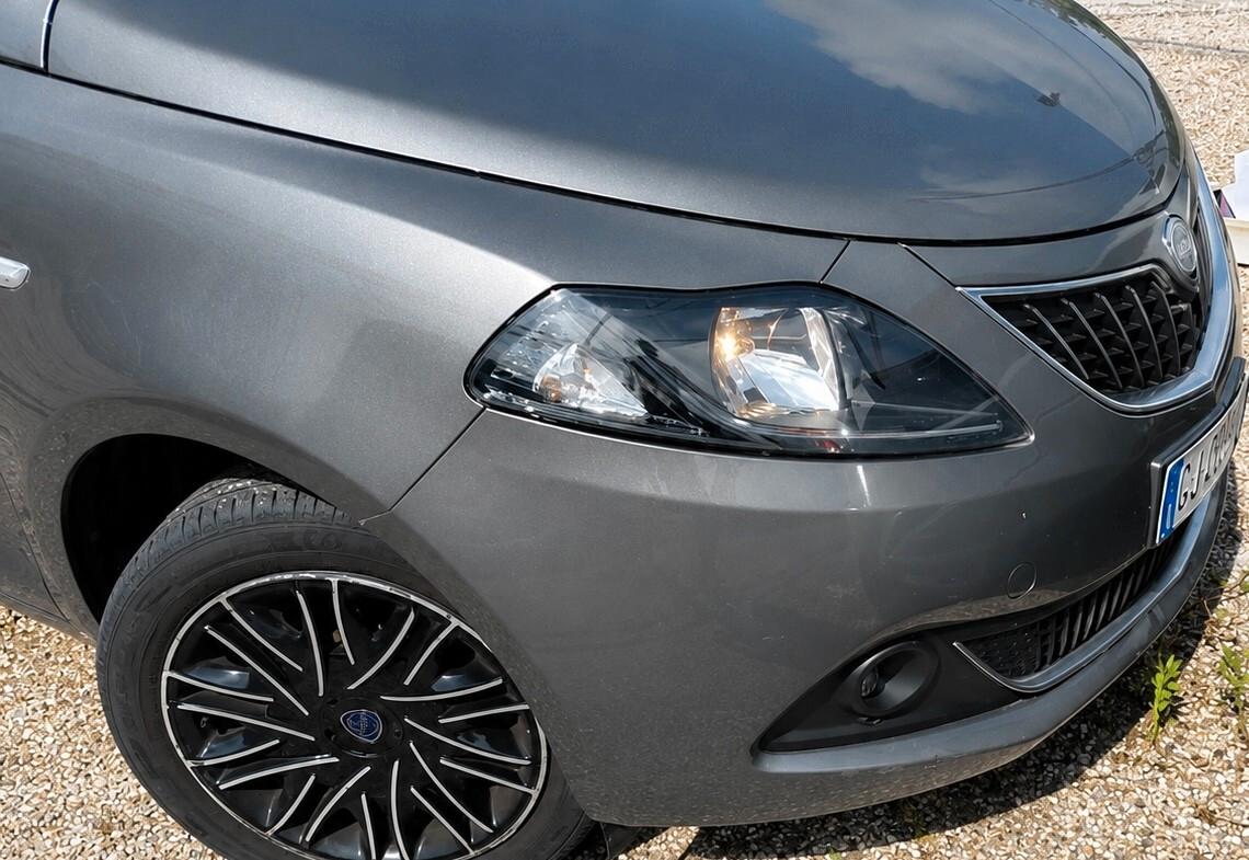 Lancia Ypsilon 1.0 FireFly 5 porte S&S Hybrid Gold
