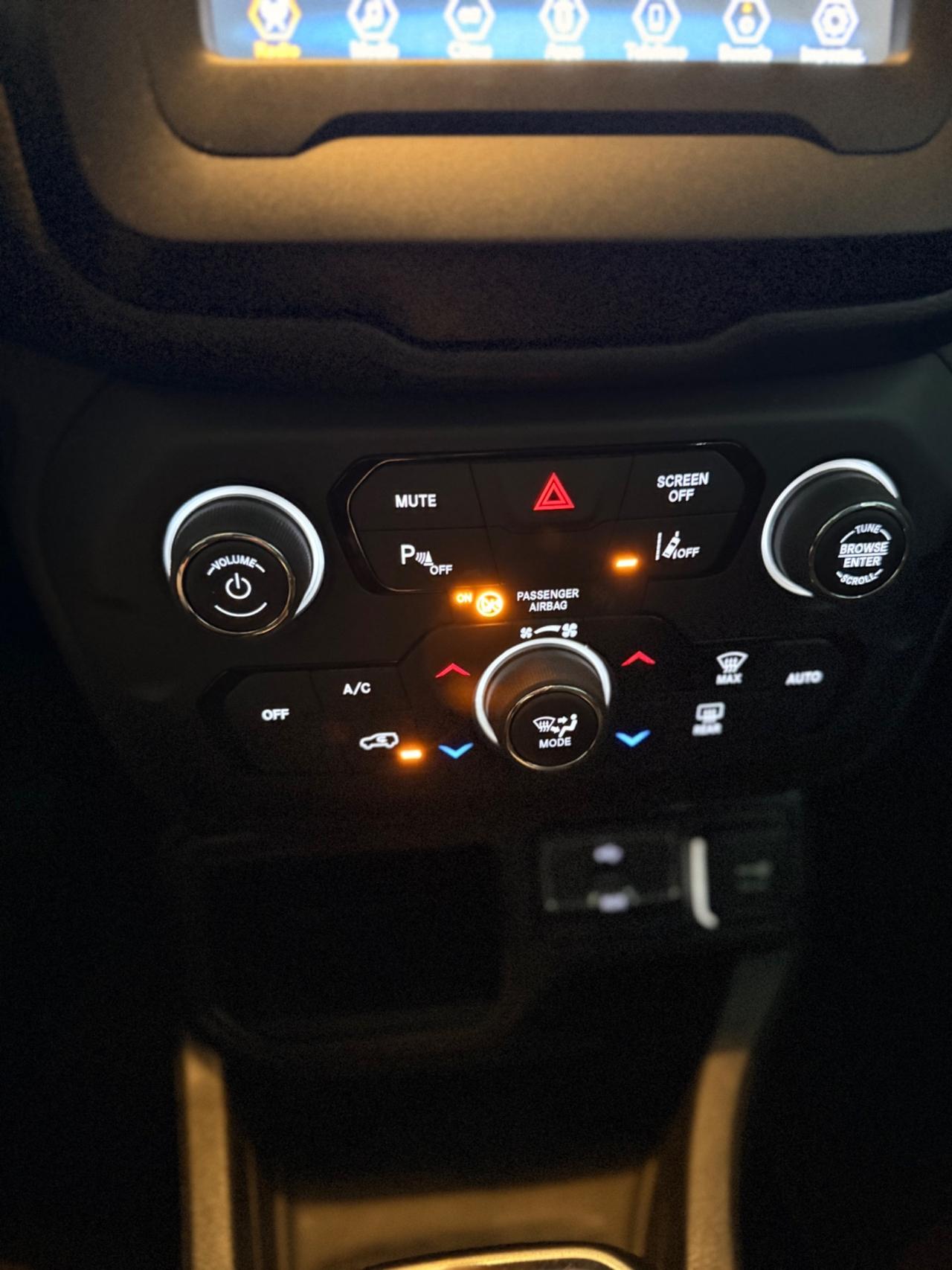 Jeep Renegade 1.6 Mjt 120 CV Longitude