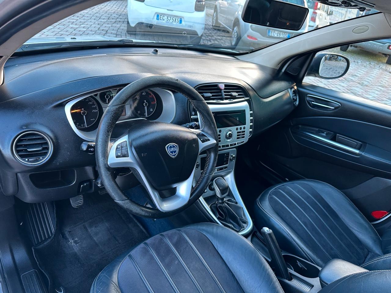 Lancia Delta 1.6 MJT DPF Gold