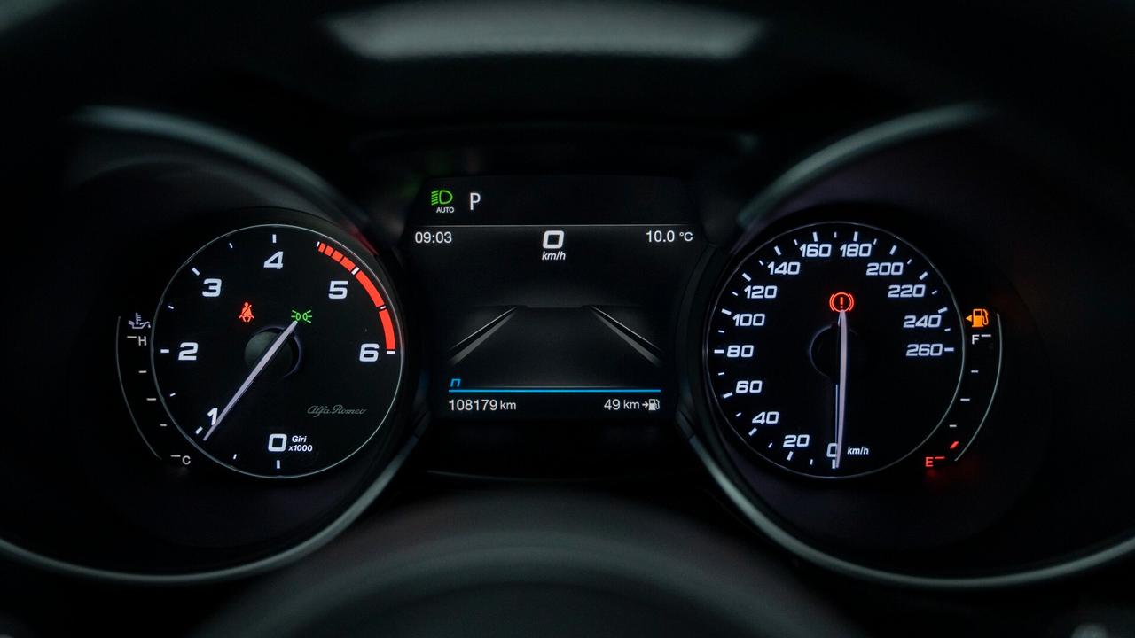 Alfa Romeo Stelvio 2.2 t SPRINT Q4 190 CV AT8 19" XENO NAVI PELLE FUL