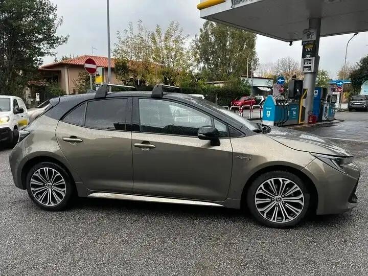 Toyota Corolla 1.8 Hybrid Style