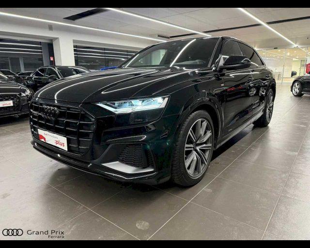 AUDI Q8 45 TDI quattro tiptronic Sport