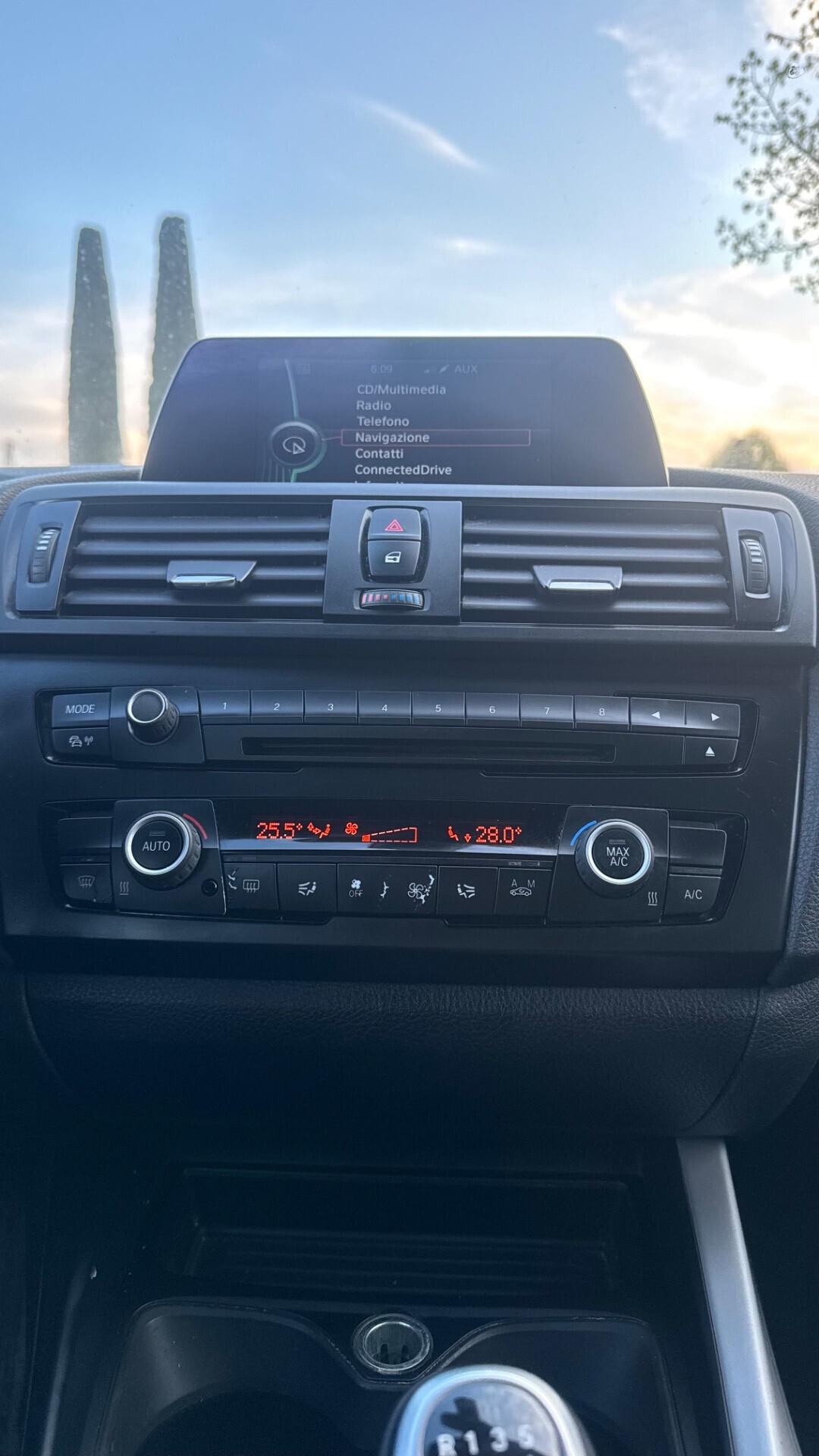 BMW Serie 1 118d Unique – 2014