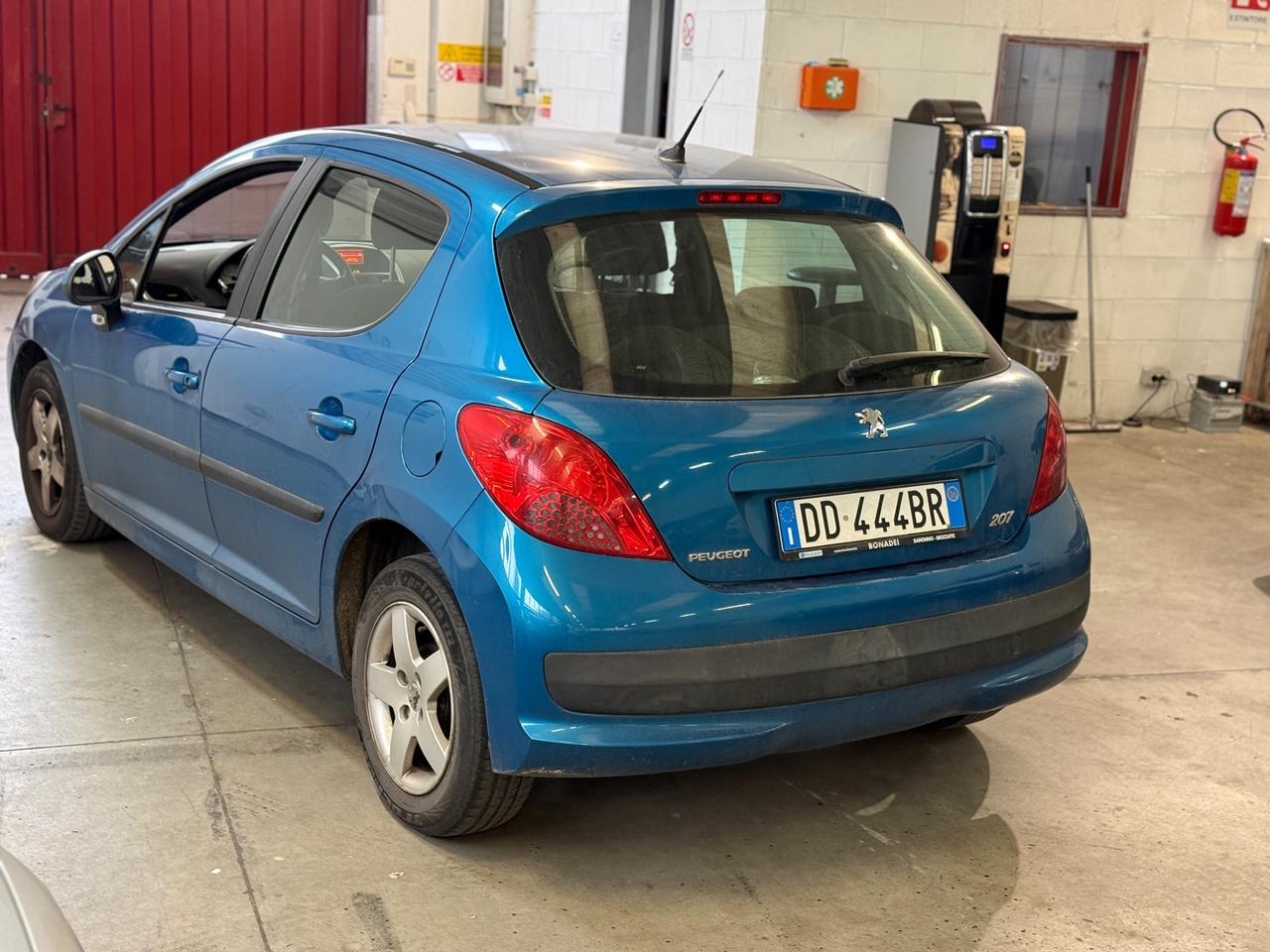 Peugeot 207 1.4 88CV XS