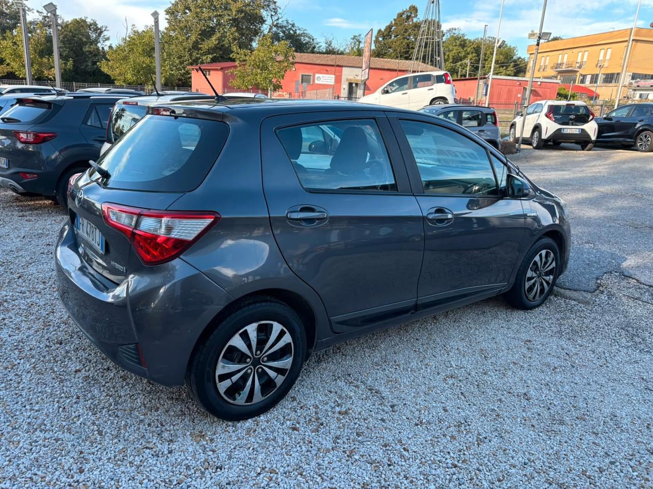 Toyota Yaris 1.5 Hybrid 5 porte Active