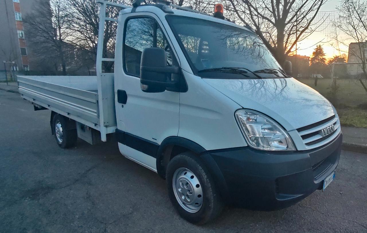 IVECO DAILY 2.300 16V MJT CASSONATO