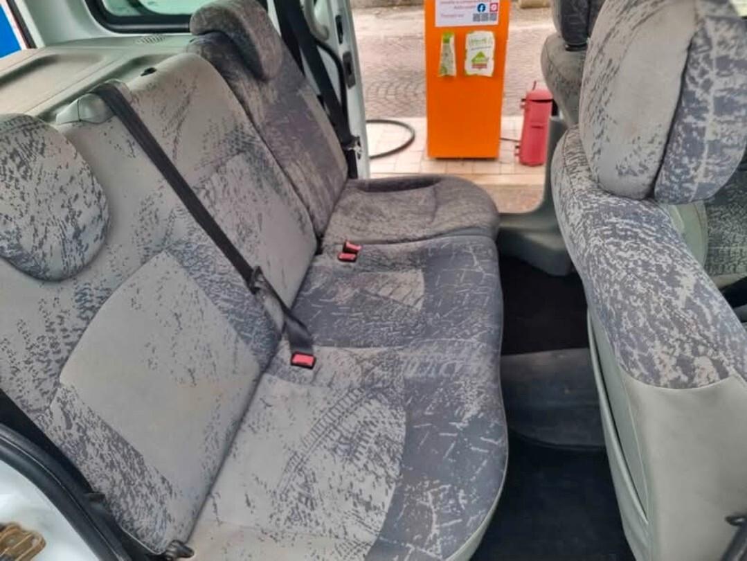 Renault Kangoo 1.9 dCi 4x4 Con 273.000km