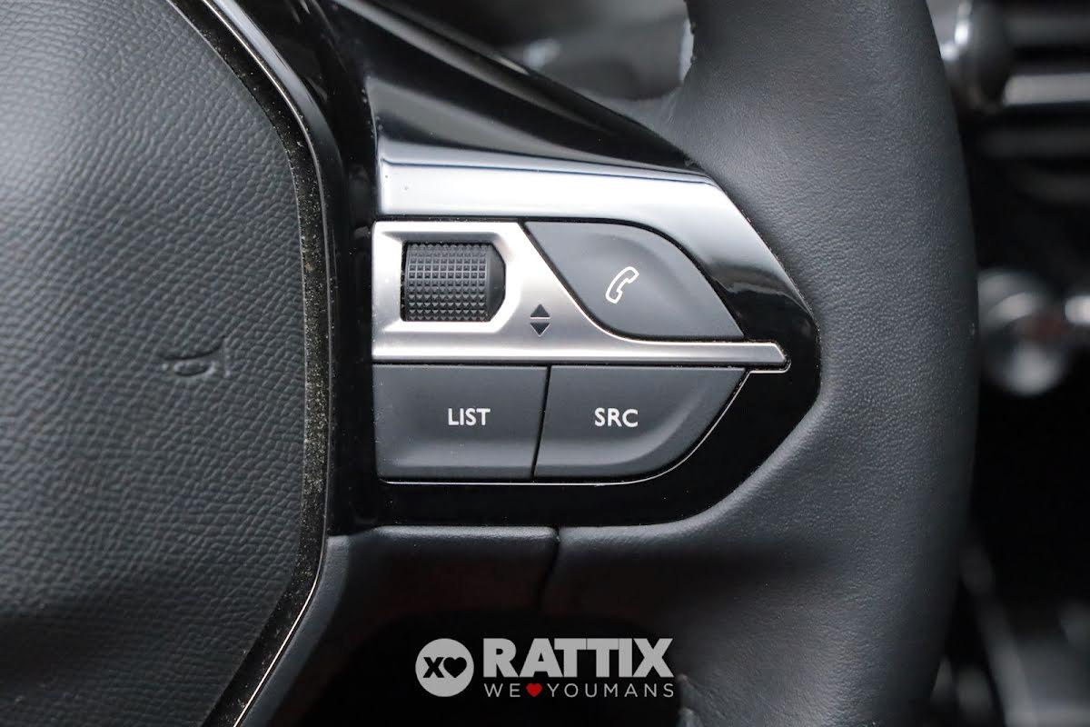 Peugeot e-208 motore elettrico 100kW Allure Pack