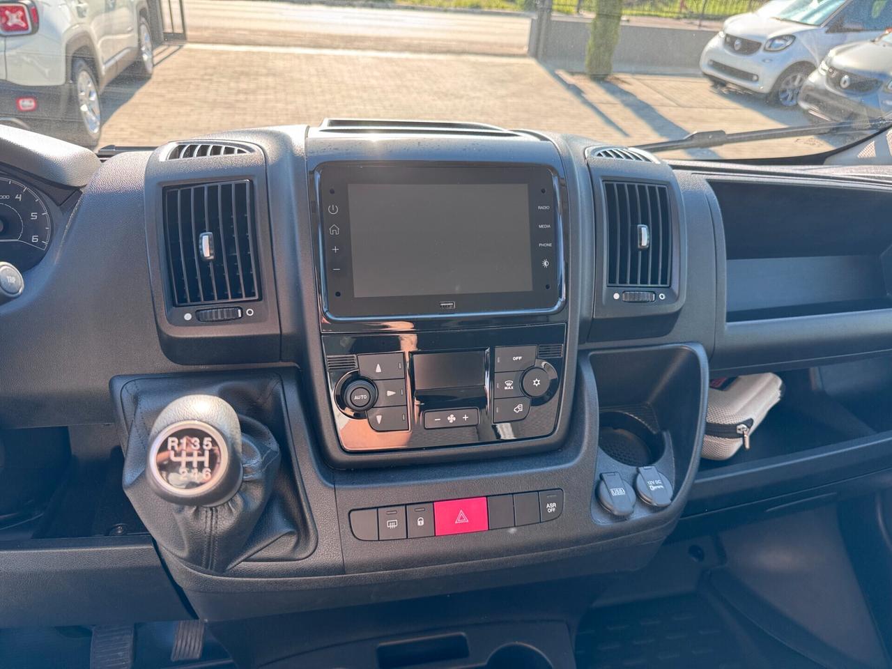 Peugeot Boxer 330 2.2 BlueHDi 140 S&S PC-TN Furgone L3 H2 PARI AL NUOVO