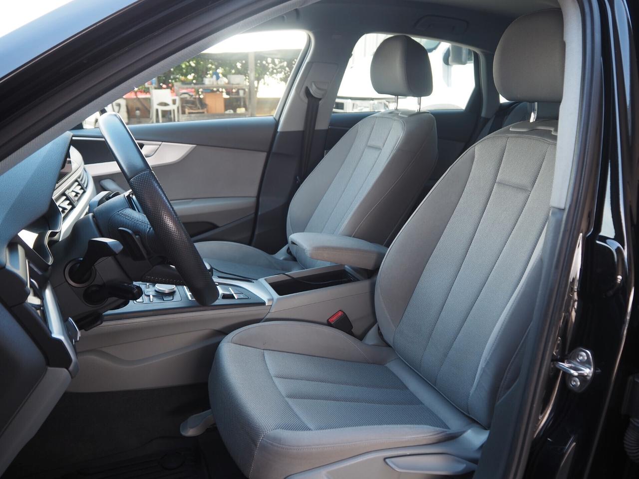 Audi A4 35 TDI S tronic line edition