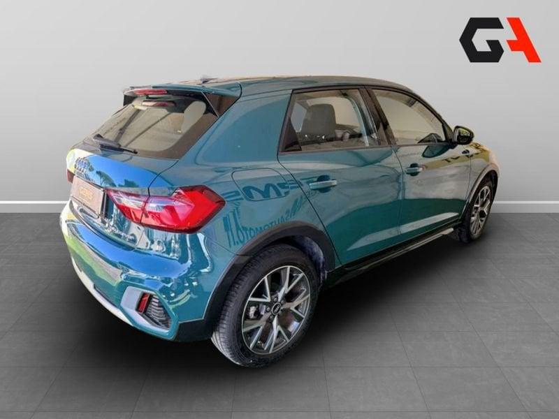 Audi A1 A1 citycarver 30 TFSI Admired