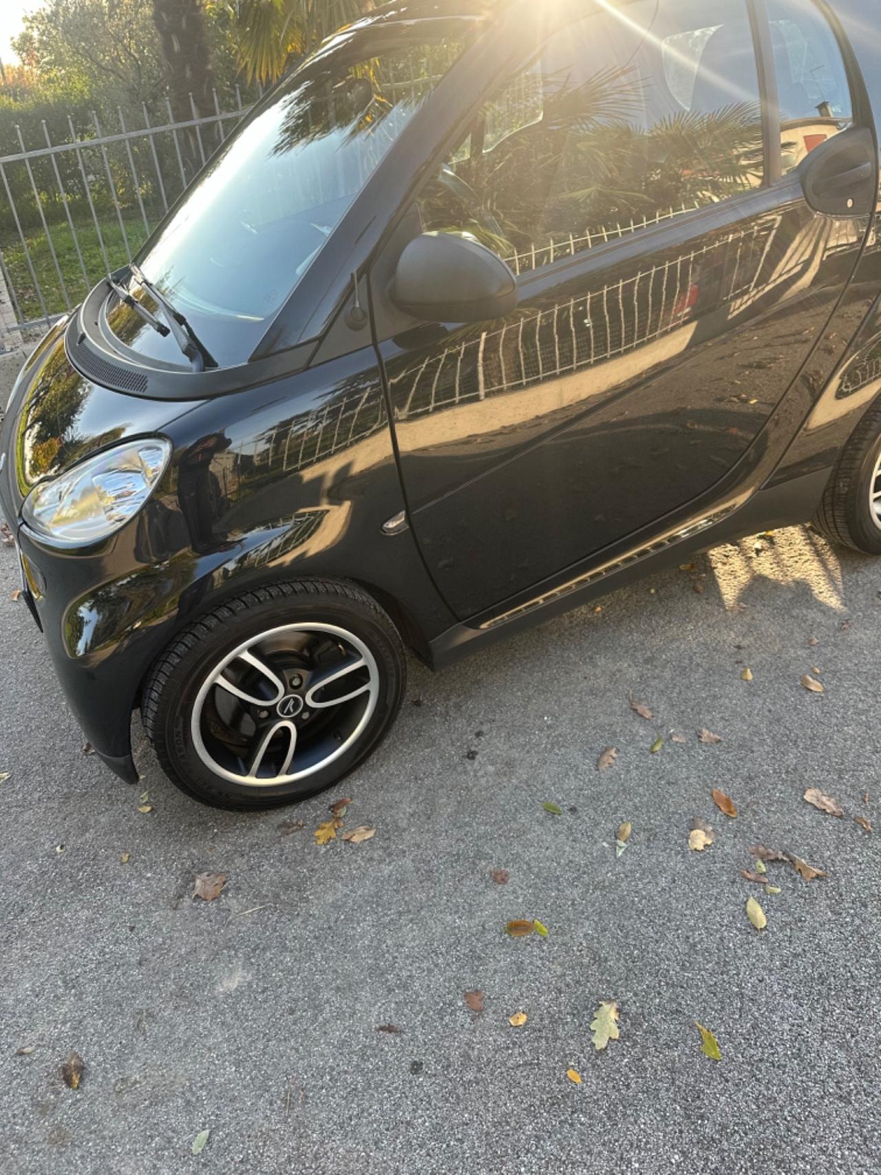 Smart ForTwo 1000 62 kW coupé pulse