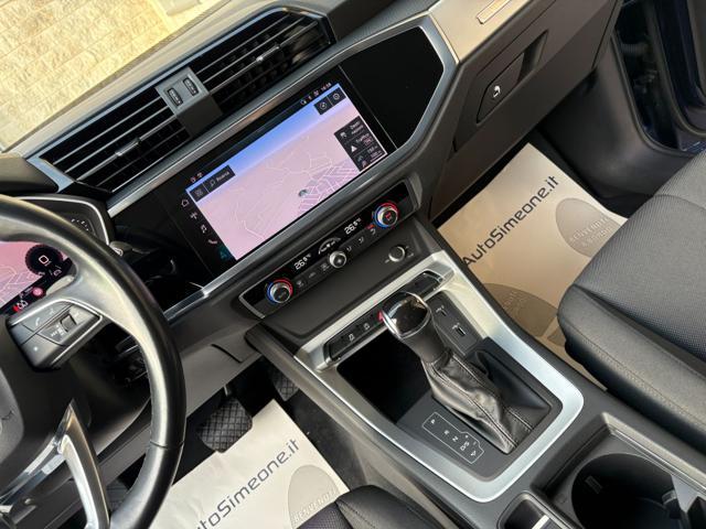 AUDI Q3 35 2.0 TDI S tronic Business COCKPIT