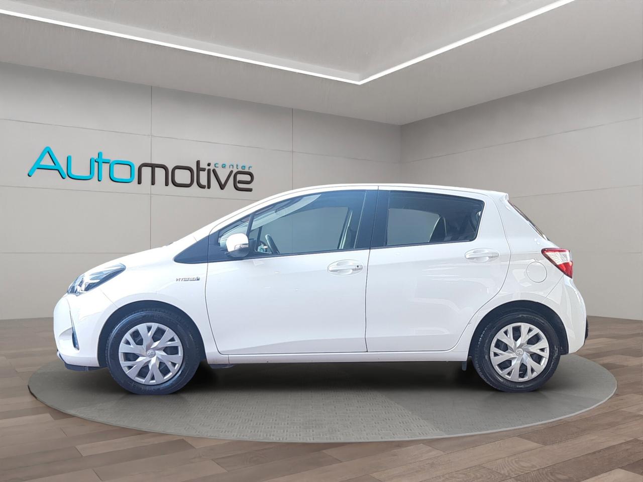 Toyota Yaris 1.5 Hybrid 5 porte Business