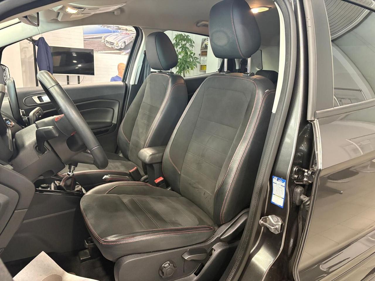 Ford EcoSport 1.0 ecoboost ST-Line 100cv my19
