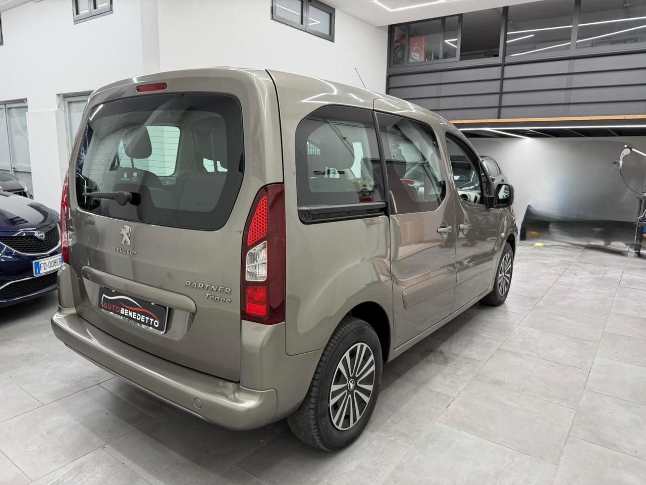 Peugeot Partner 1.6 HDi 92CV 7 posti Family 2013