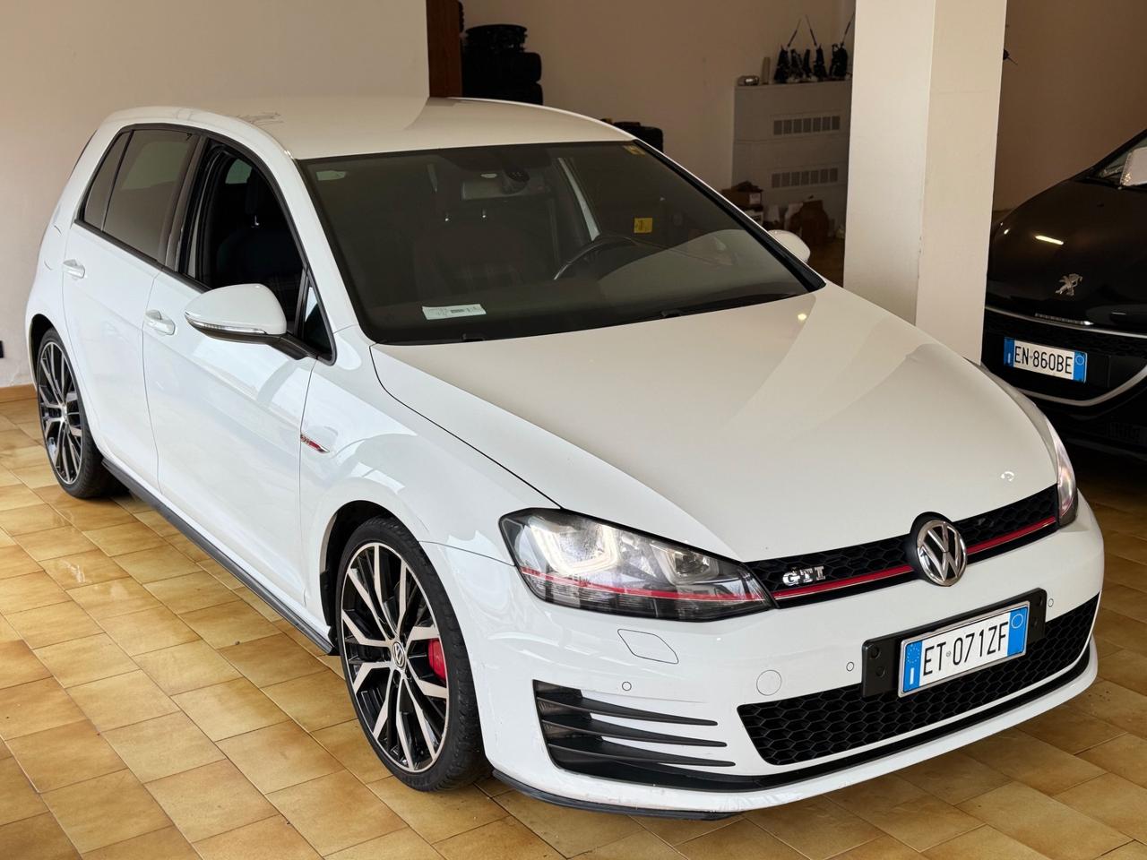 Volkswagen Golf GTI Golf GTI Performance 2.0 TSI DSG 5p. BlueMotion Technology