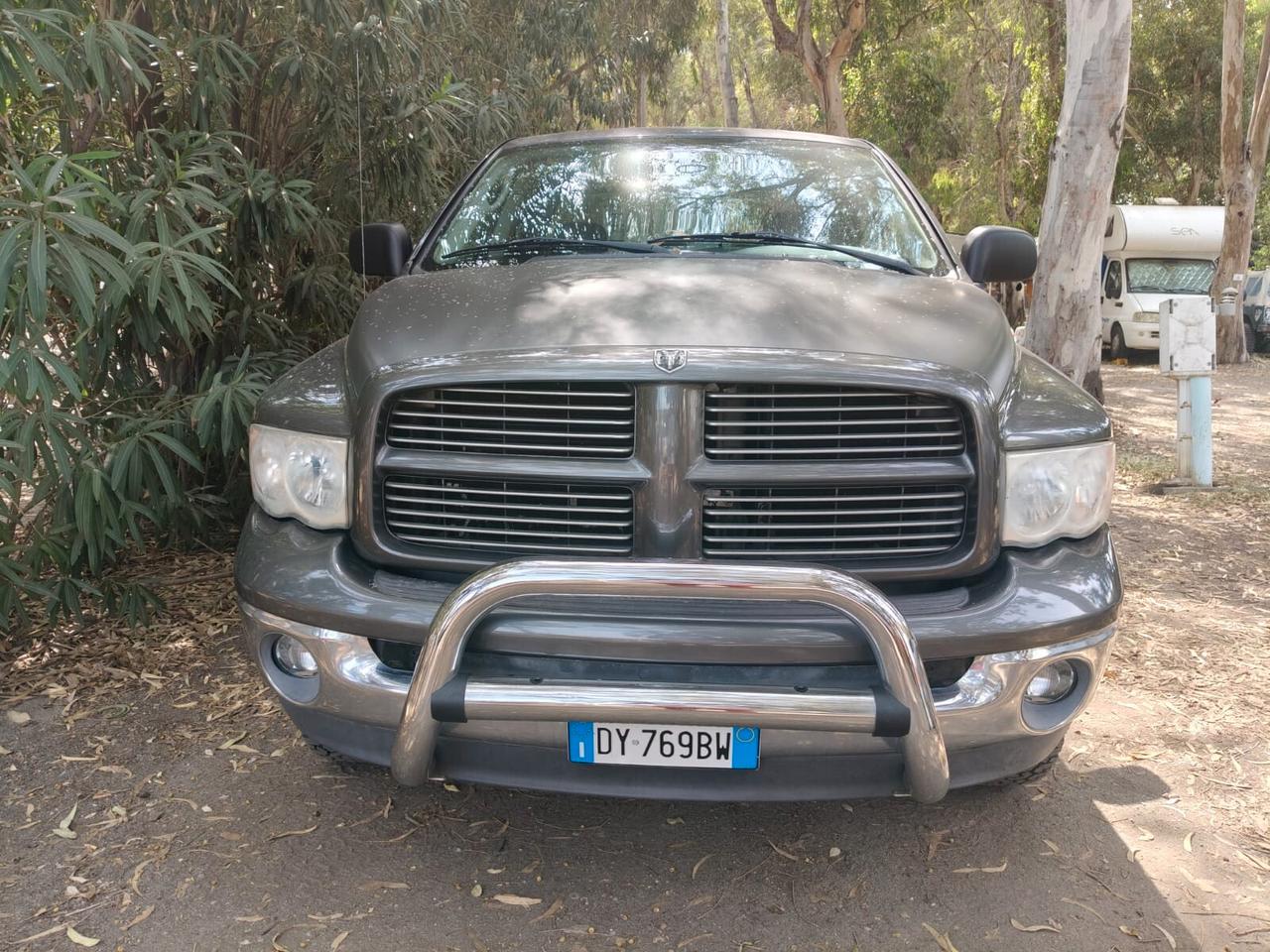 Dodge RAM SLT Long Cab