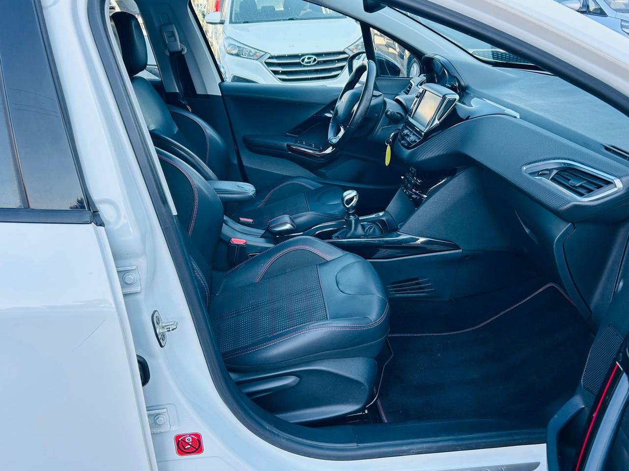 Peugeot 2008 BlueHDi 120 S&S Crossway
