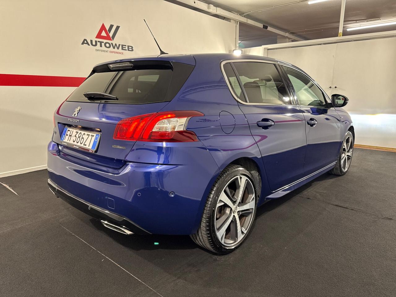 Peugeot 308 BlueHDi 150 S&S EAT6 GT Line