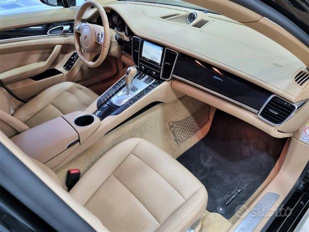 PORSCHE Panamera 3.0 UNI PROPRIETARIO TETTO PELLE