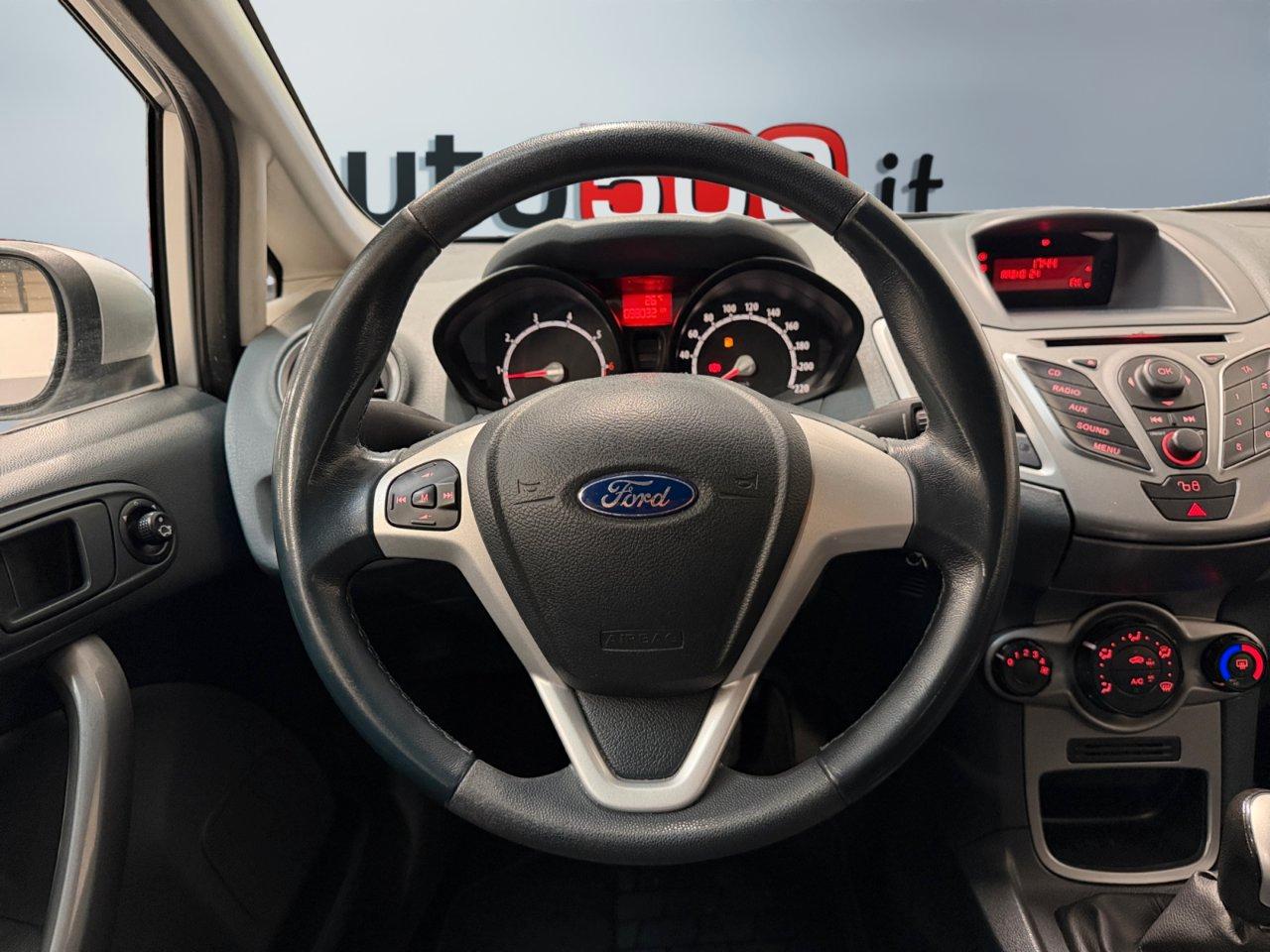 Ford Fiesta 5 Porte Fiesta 5p 1.2 16v + c/esp 82cv E5