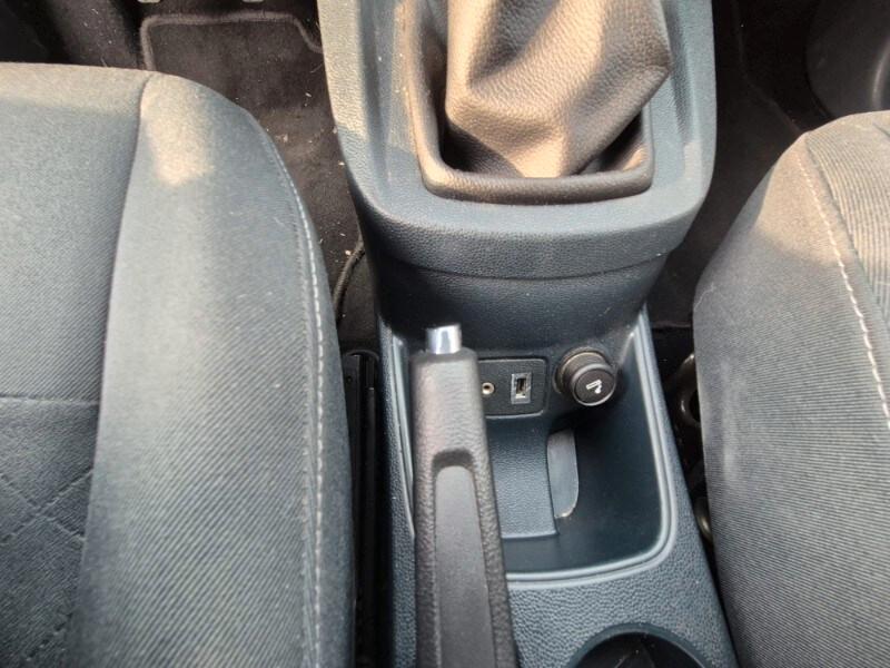 FORD Fiesta 6ª serie Bs Fiesta Ikon 1.2 16V 82...